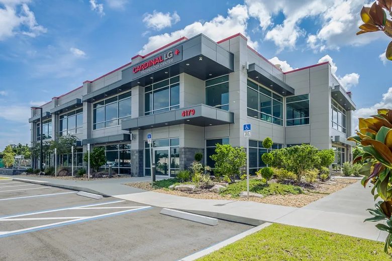Cardinal LG Glass manufacturing facility